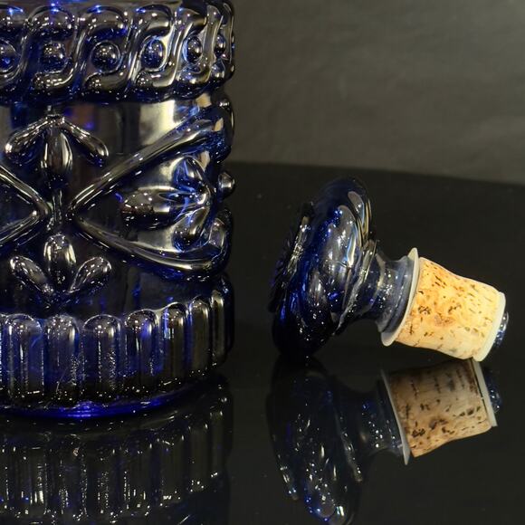 Cobalt Blue Glass Decanter Bottle Empty 11" Tall Vintage Jim Beam’s Bonded Beam - Picture 7 of 11